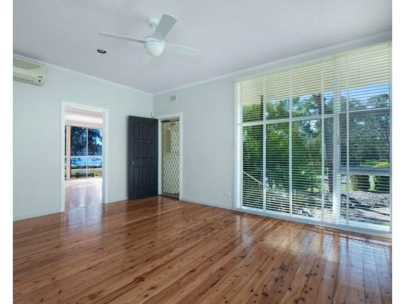 3 Linden Avenue, Eleebana NSW 2282