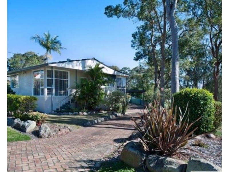 3 Linden Avenue, Eleebana NSW 2282
