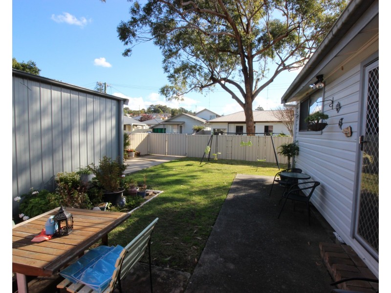 27 Kokera Street, Wallsend NSW 2287