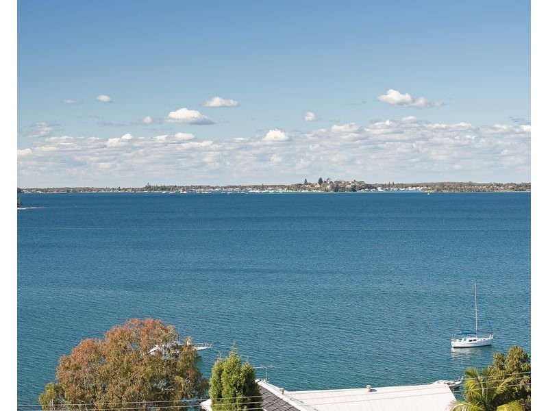 142  Fishing Point Road, Fishing Point NSW 2283