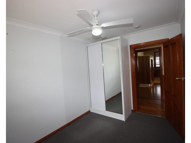 18 Throckmorton Street, Killingworth NSW 2278