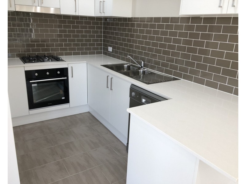 10 Butcherbird Crescent, Elermore Vale NSW 2287