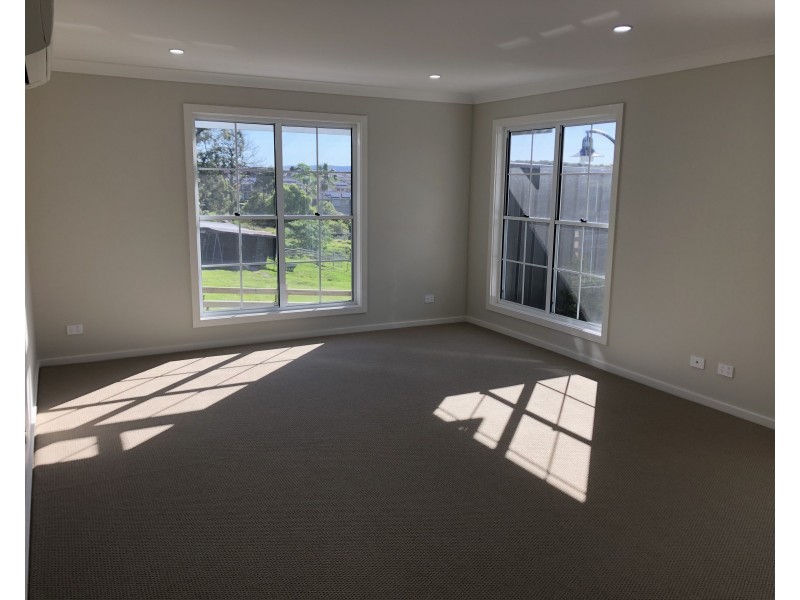 10 Butcherbird Crescent, Elermore Vale NSW 2287