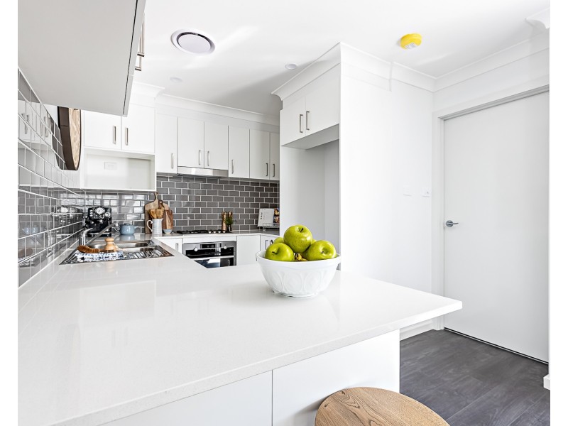 2 Butcherbird Crescent, Elermore Vale NSW 2287