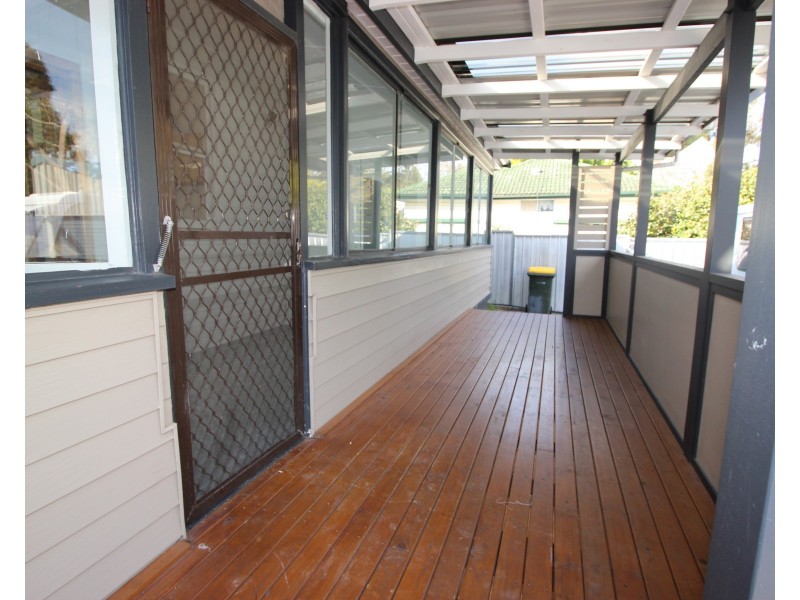 52 William Street, Teralba NSW 2284