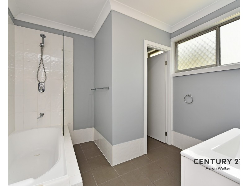 410 Sandgate Road, Shortland NSW 2307