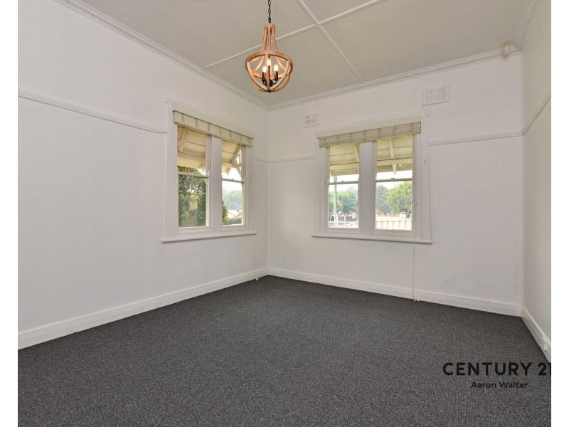 24 Illoura Street, Wallsend NSW 2287