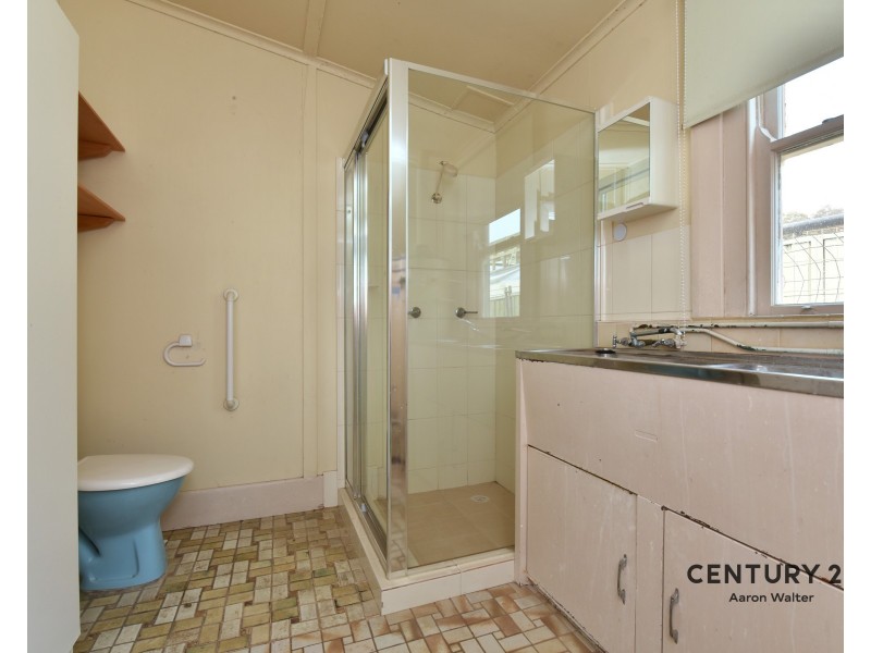 24 Illoura Street, Wallsend NSW 2287