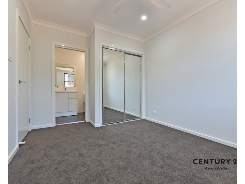 4/1 Avena Path, Waratah West NSW 2298