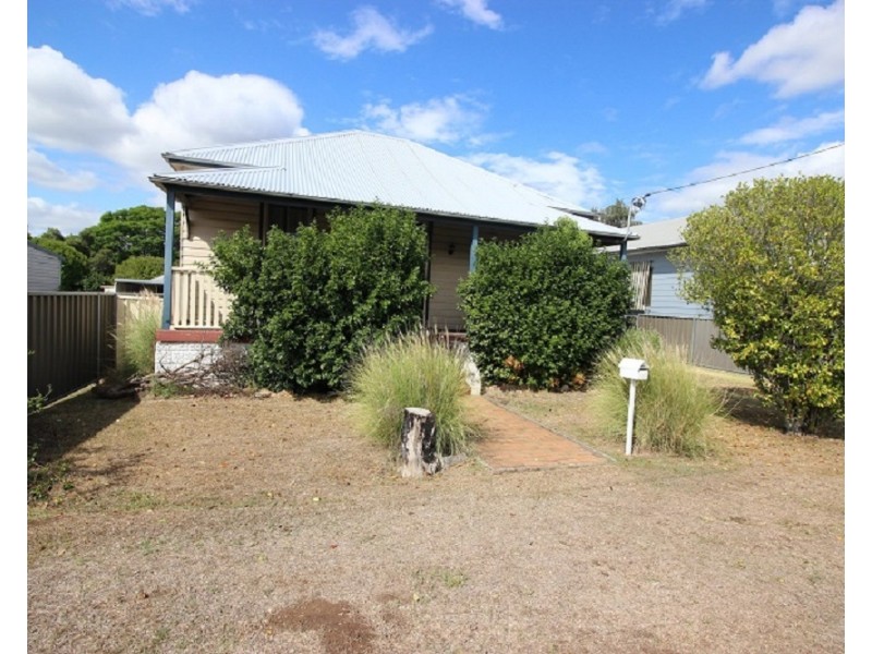 6 Blackwood Avenue, Cessnock NSW 2325