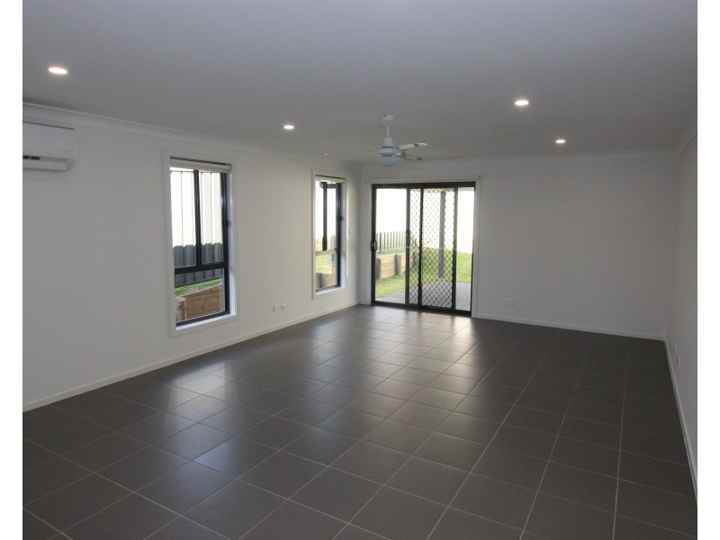 12 Concord Circuit, Cliftleigh NSW 2321