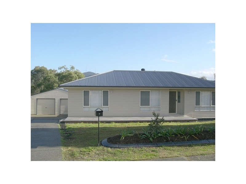 7 Buni Street, Holmesville NSW 2286