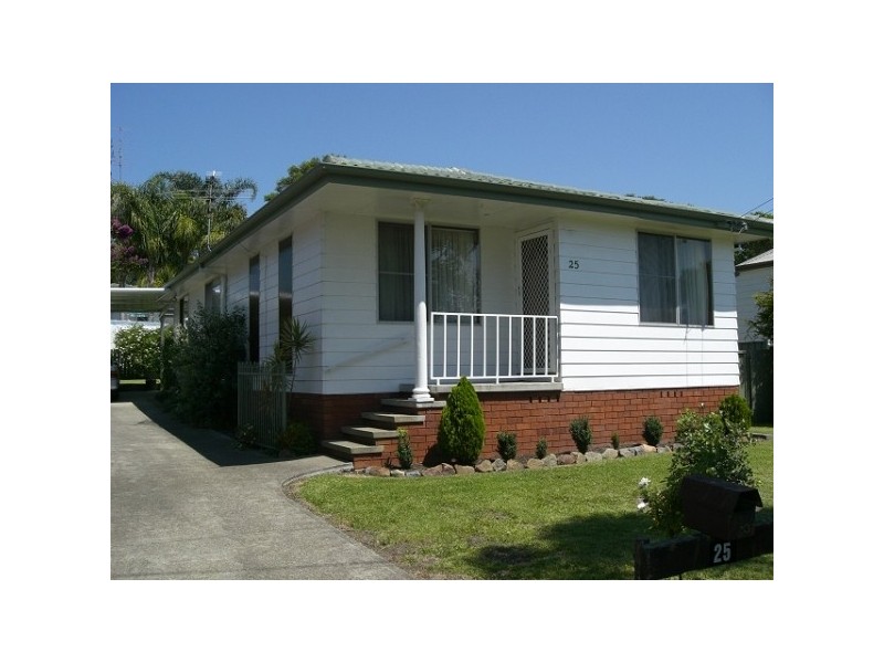 25 Bonarius Street, Edgeworth NSW 2285