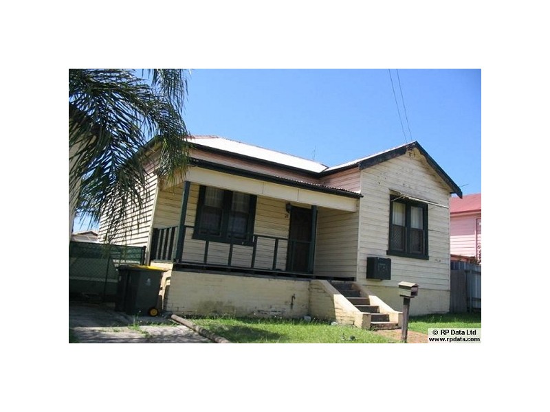21 Tarin Street, Mayfield East NSW 2304