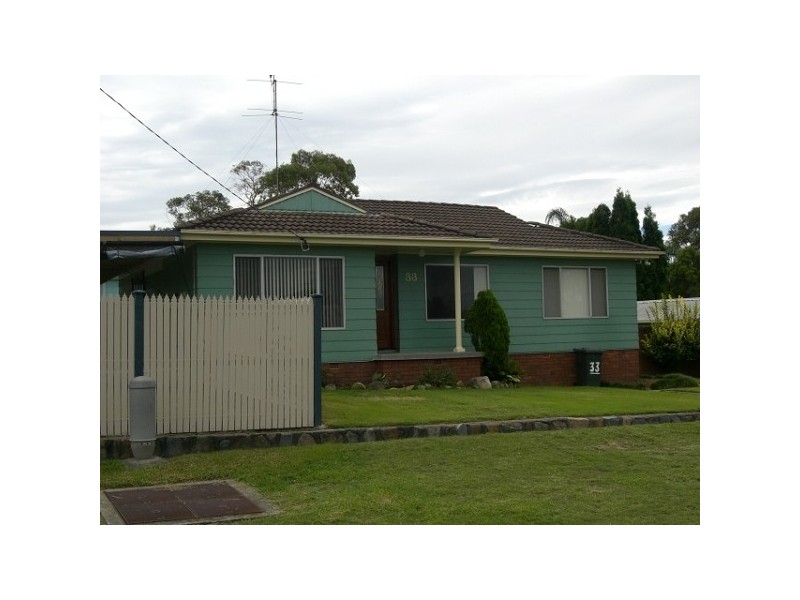 33 Elizabeth Street, Holmesville NSW 2286