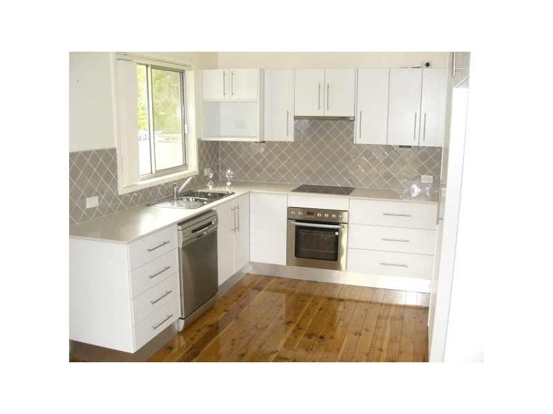 33 Elizabeth Street, Holmesville NSW 2286