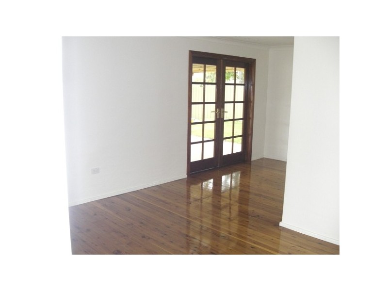 33 Elizabeth Street, Holmesville NSW 2286