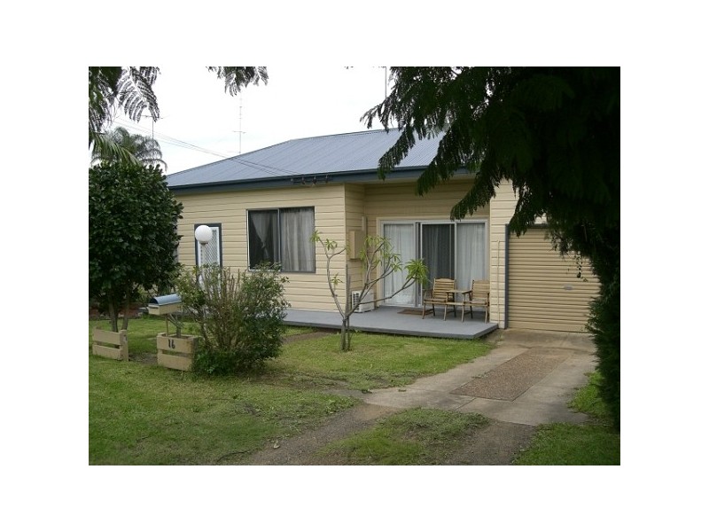 16 Second Street, Cardiff South NSW 2285