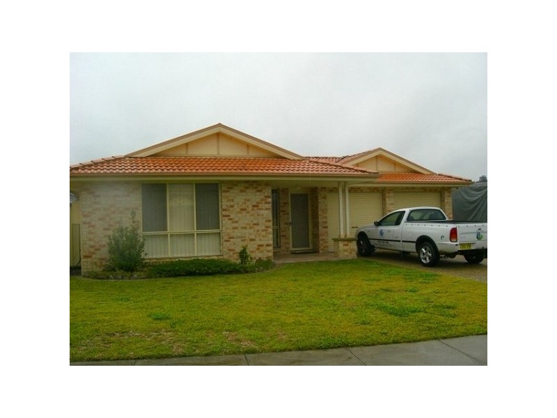 3 Cardinal Close, Cameron Park NSW 2285