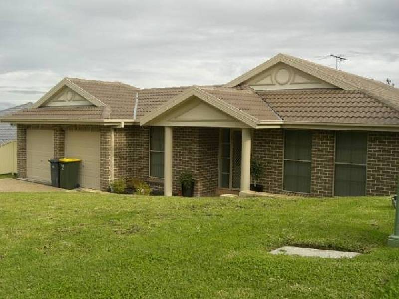 15 Saxon Street, Cameron Park NSW 2285