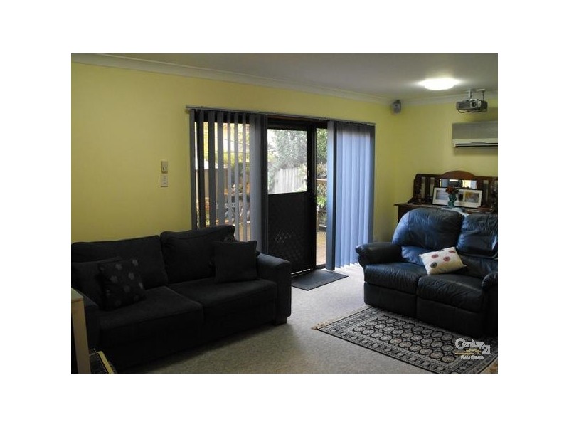 64 Rex Road, Georges Hall NSW 2198