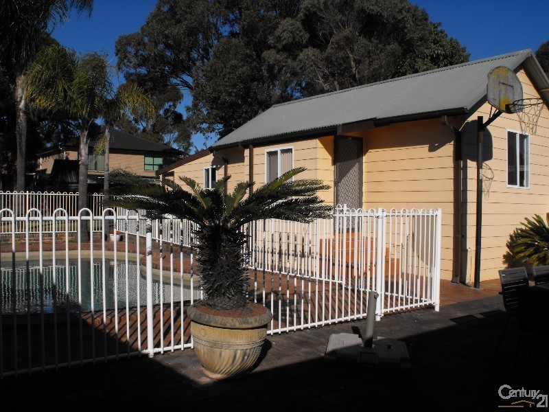 17 Third Avenue, Condell Park NSW 2200