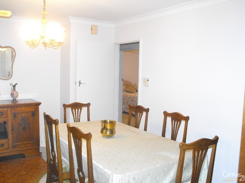 5 HIGGINS, Condell Park NSW 2200