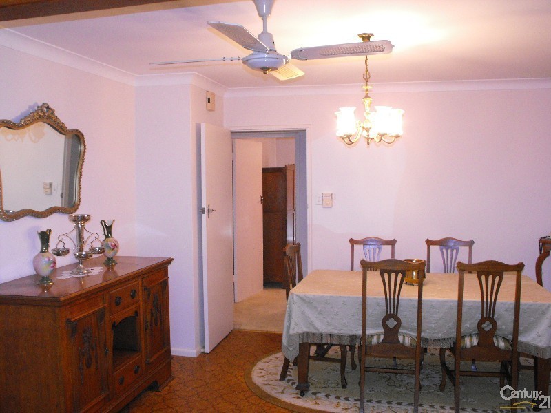 5 HIGGINS, Condell Park NSW 2200