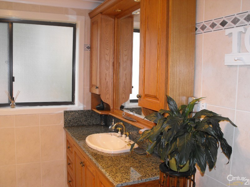 30 William Street, Condell Park NSW 2200