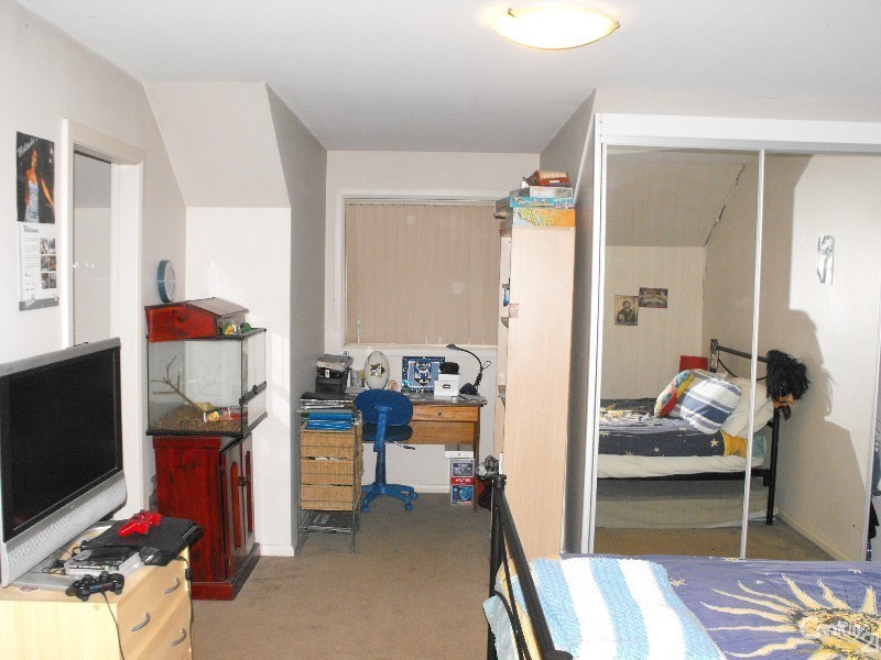 2/67A TAYLOR, Condell Park NSW 2200