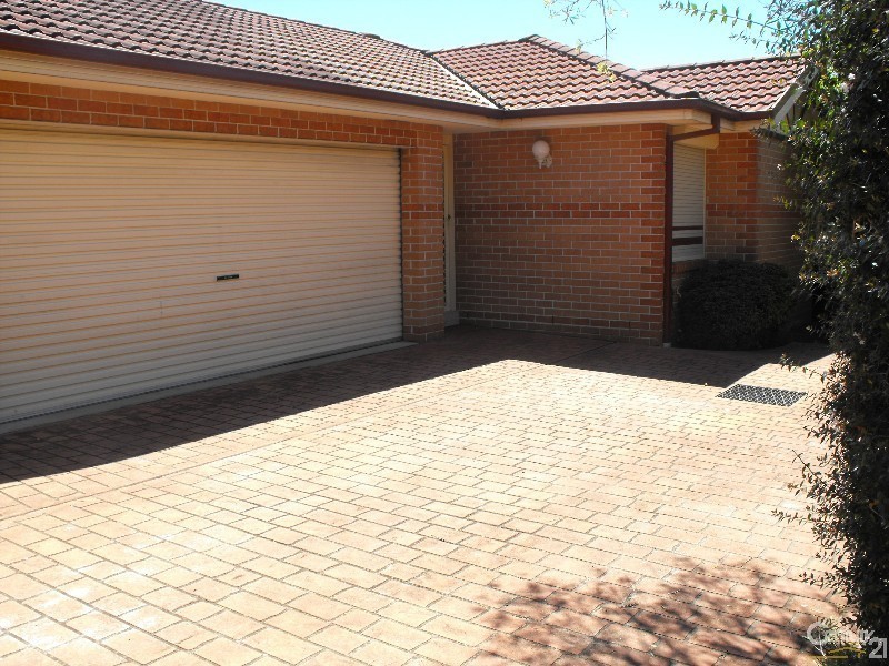 5-6 Gleeson Ave, Condell Park NSW 2200