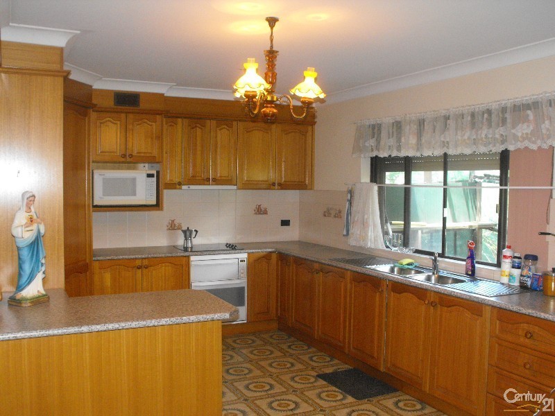 8 Ely Street, Revesby NSW 2212