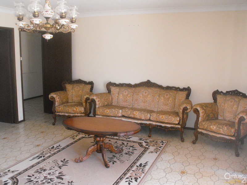 8 Ely Street, Revesby NSW 2212