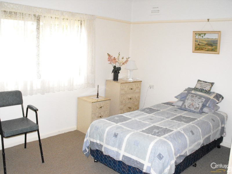 50 GLEESON AVE, Condell Park NSW 2200