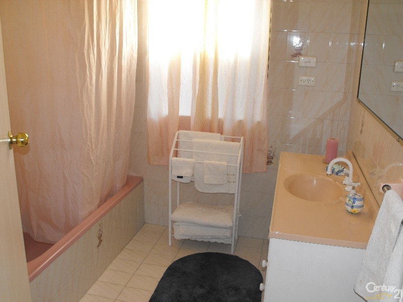 80 Taylor Street, Condell Park NSW 2200