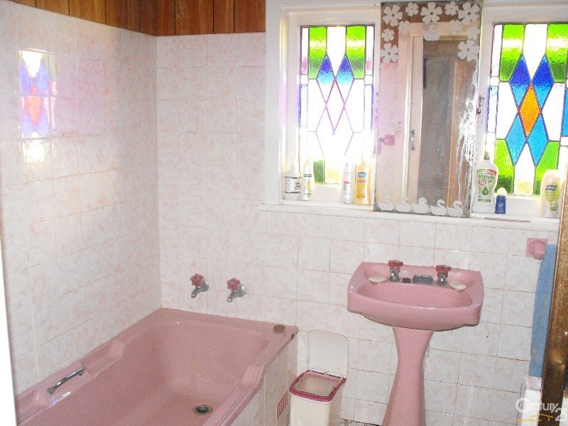 81 The Avenue, Bankstown NSW 2200