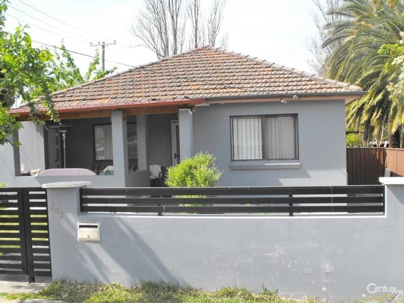 243 Edgar Street, Condell Park NSW 2200