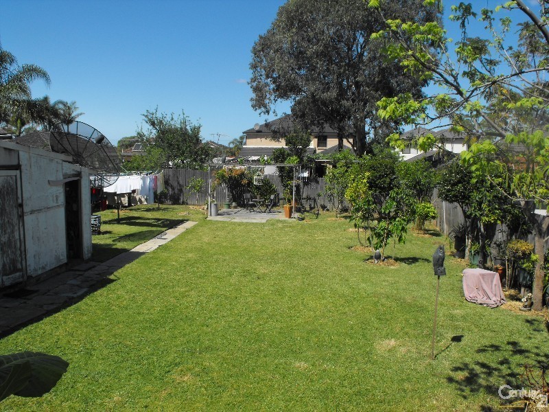 37 TOWNSEND STREET, Condell Park NSW 2200