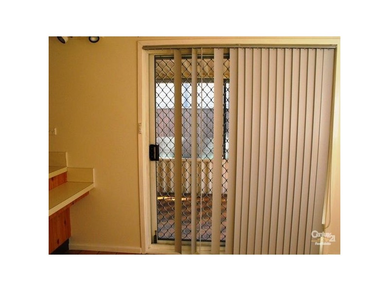 1/46 Yanderra, Condell Park NSW 2200