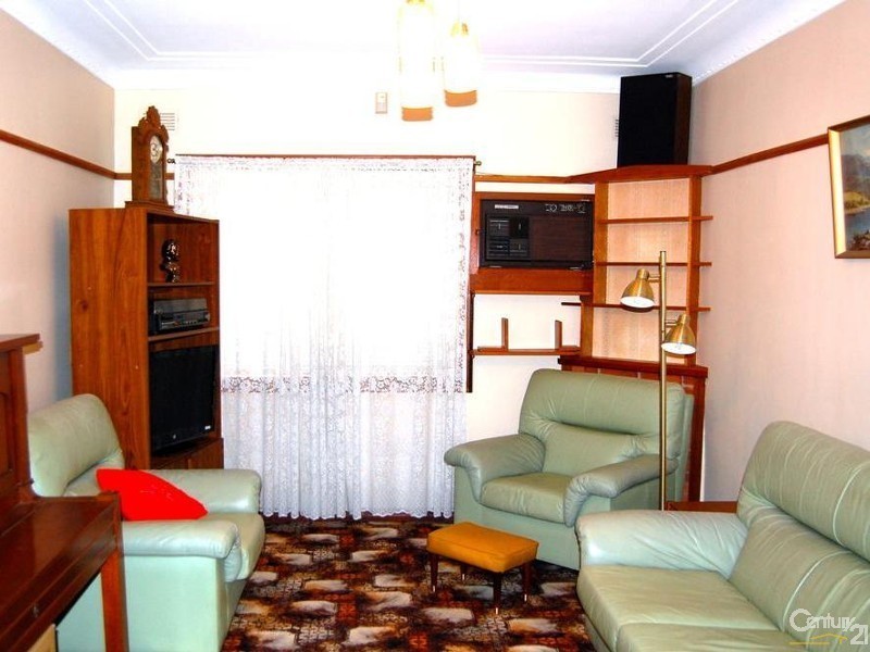 11 Arnold Avenue, Yagoona NSW 2199