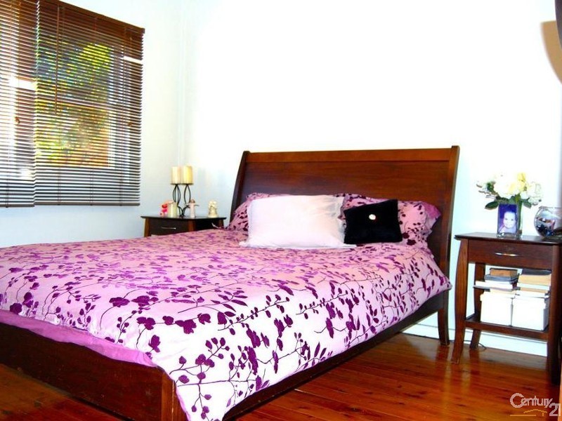 17 Yanderra Street, Condell Park NSW 2200