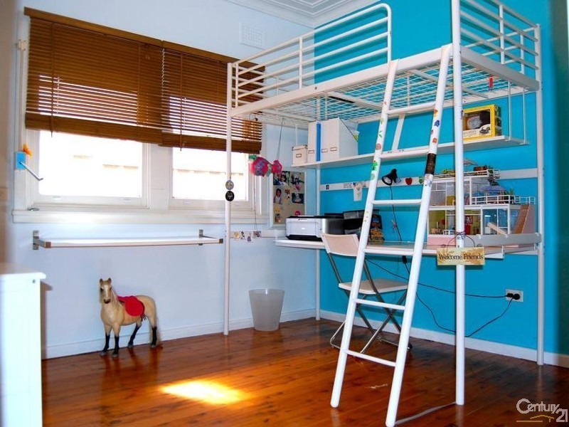 17 Yanderra Street, Condell Park NSW 2200