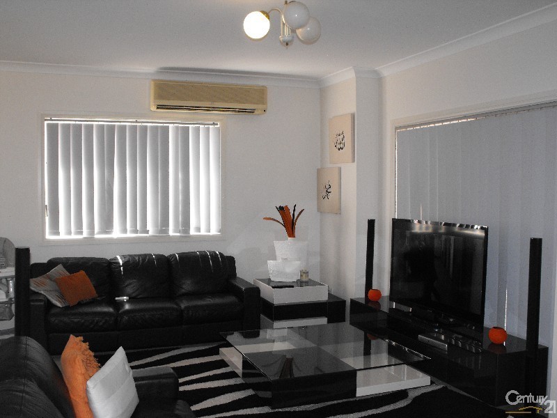 4/25 Cragg Street, Condell Park NSW 2200