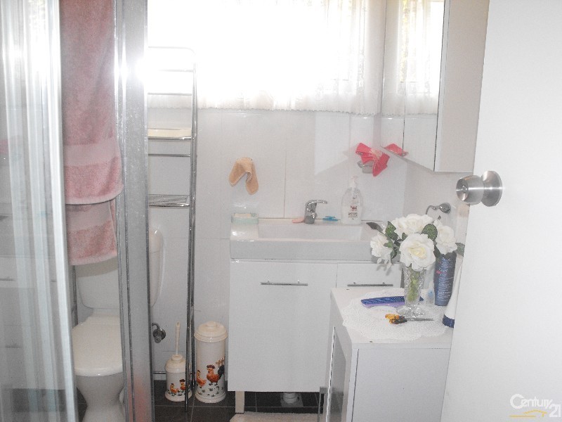 12 Fifth Avenue, Condell Park NSW 2200