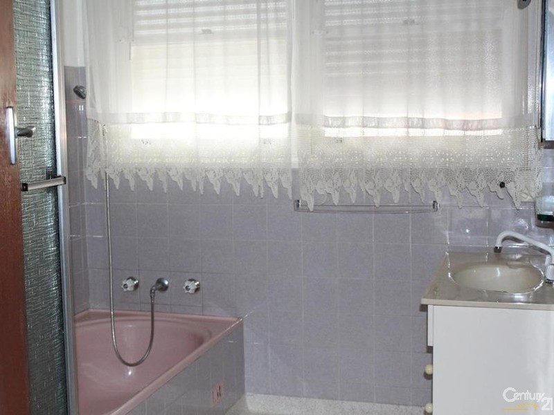 99 Flinders Road, Georges Hall NSW 2198