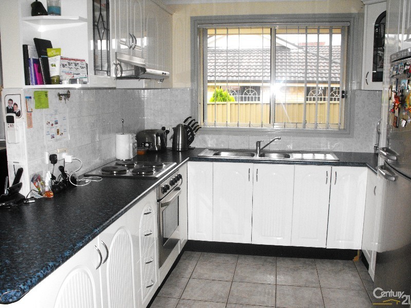 2/7 Strickland Street, Bass Hill NSW 2197