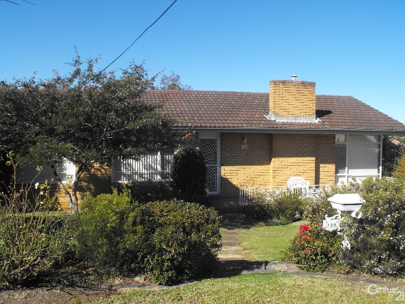128 Denman Road, Georges Hall NSW 2198