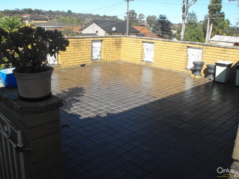 128 Denman Road, Georges Hall NSW 2198