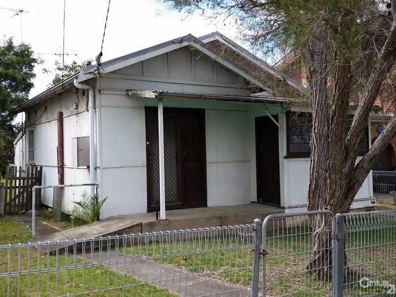 79 Simmat Ave, Condell Park NSW 2200