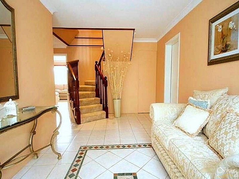 51 Saric Avenue, Georges Hall NSW 2198